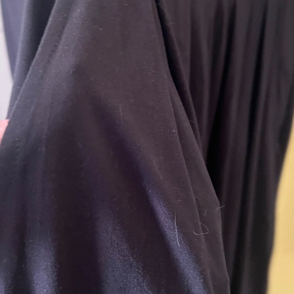 Too big - Picture 2 of 3